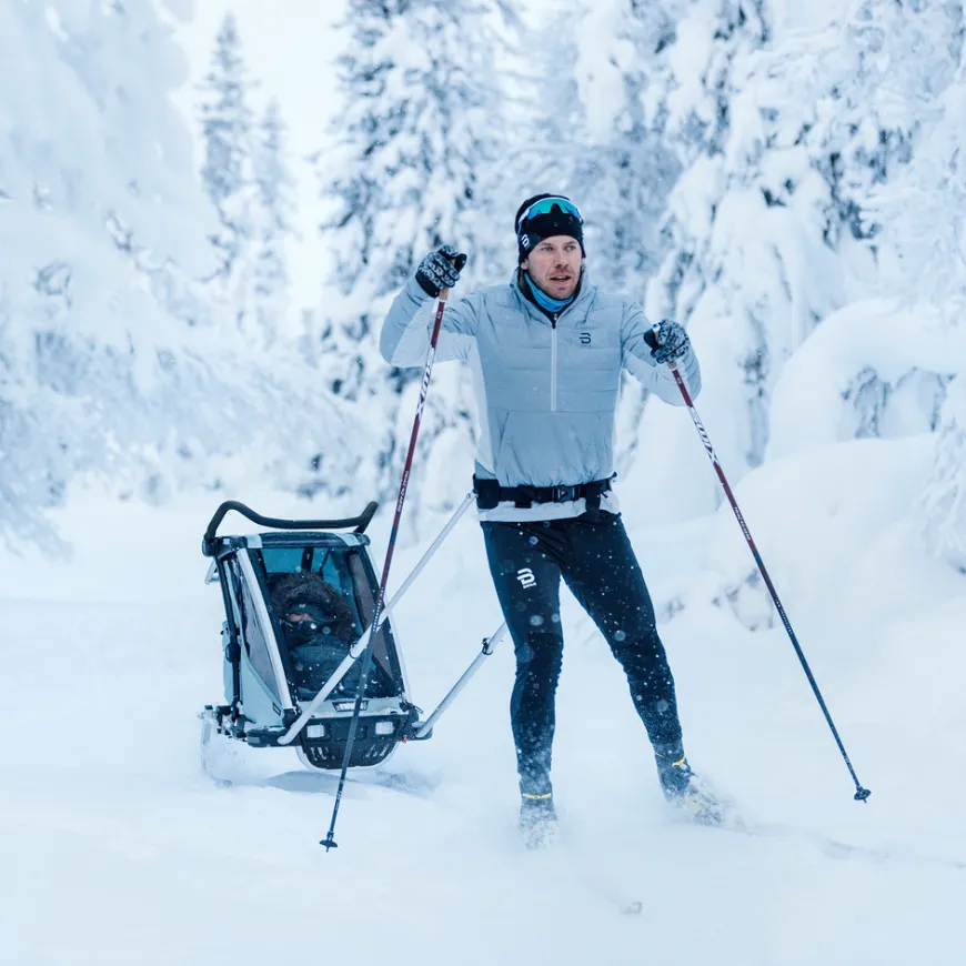 Thule Chariot Cross single ski bundle