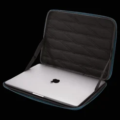 Thule Gauntlet