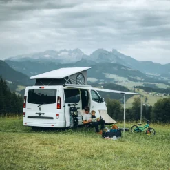 Thule OutLand Box Awning