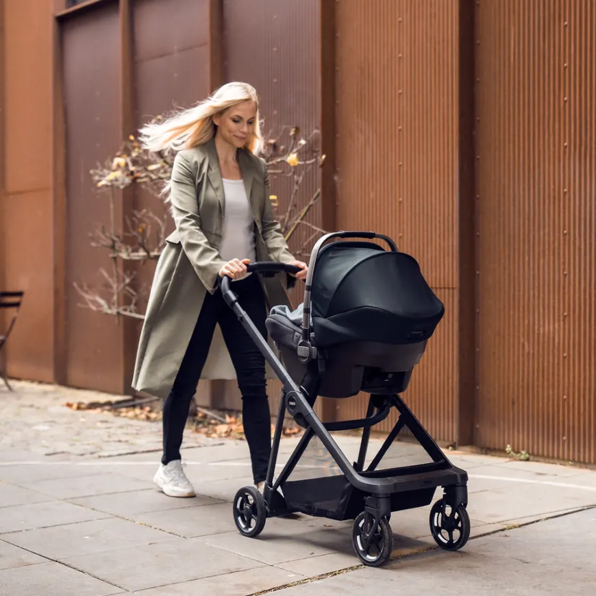 Thule Shine car seat adapter Maxi Cosi®